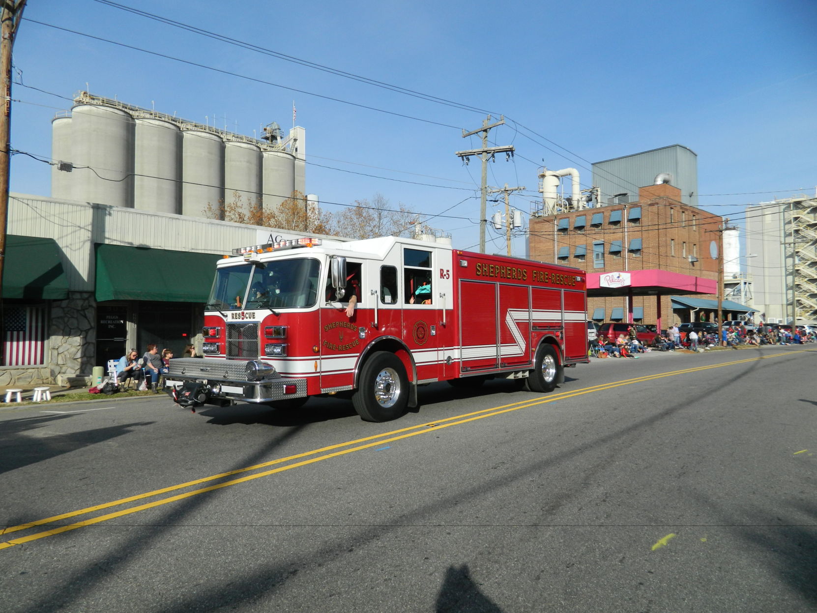 Mooresville Christmas Parade (34).JPG